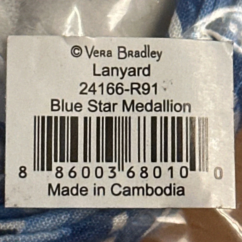 Vera Bradley Lighten Up Lanyard Blue‎ Island Medallion NWT Teal Navy Floral gift